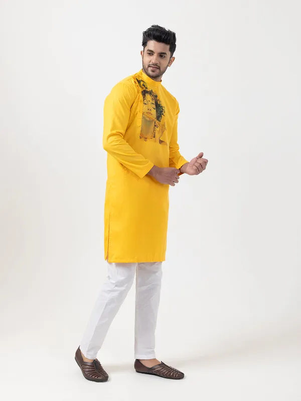 Yellow_Cotton_Kurta_Pyjama_With_Lord_Krishna_Print_For_Men