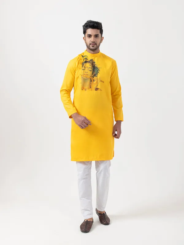 Yellow_Cotton_Kurta_Pyjama_With_Lord_Krishna_Print_For_Men