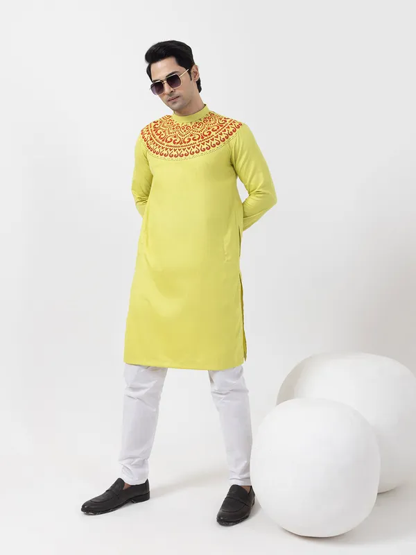 Green_Side_Placket_Printed_Kurta-Pyjama_Set_For_Men