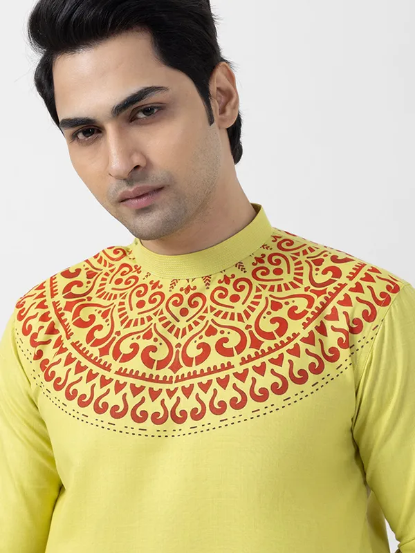 Mustard_Side_Placket_Printed_Kurta-Pyjama_Set_For_Men