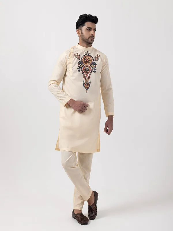Beige_Side_Placket_Printed_Kurta_With_Pyjama_Set_For_Men