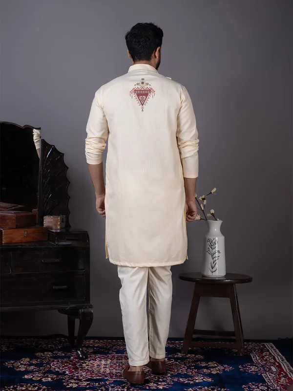 Beige_Side_Placket_Printed_Kurta_With_Pyjama_Set_For_Men