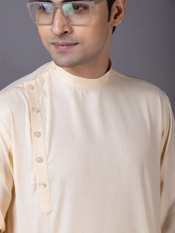 Beige_Long_Sleeve_Mandarin_Collar_Straight_Kurta_With_Pyjama_Set_For_Men