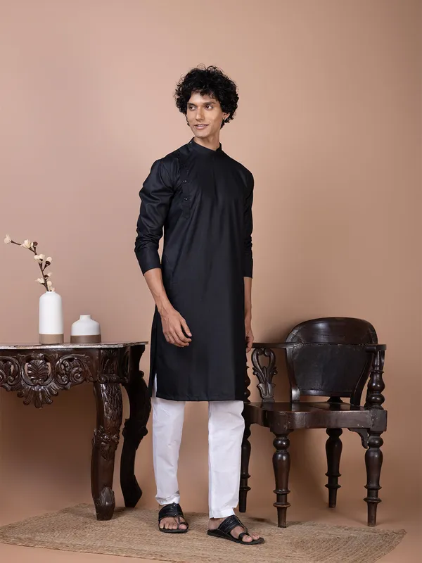 Black_Solid_Cotton_Straight_Kurta_With_Pyjama_Set_For_Men
