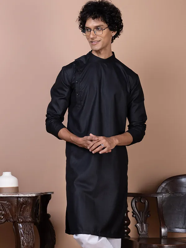 Black_Solid_Cotton_Straight_Kurta_With_Pyjama_Set_For_Men
