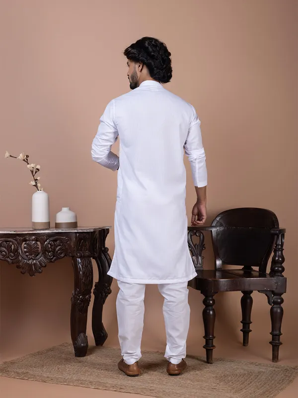 White_Thread_Work_Kurta_With_Pyjama_Set_For_Men