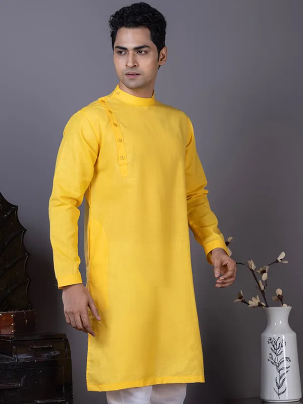 Yellow_Long_Sleeve_Mandarin_Collar_Straight_Kurta_With_Pyjama_Set_For_Men