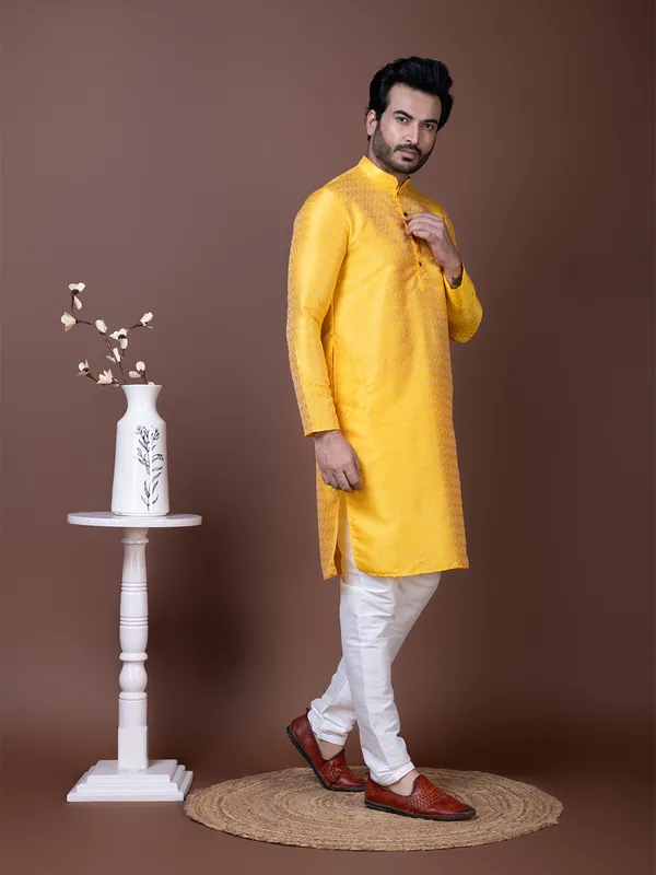 Yellow_Woven_Design_Festive_Straight_Kurta_With_Pyjama_For_Men