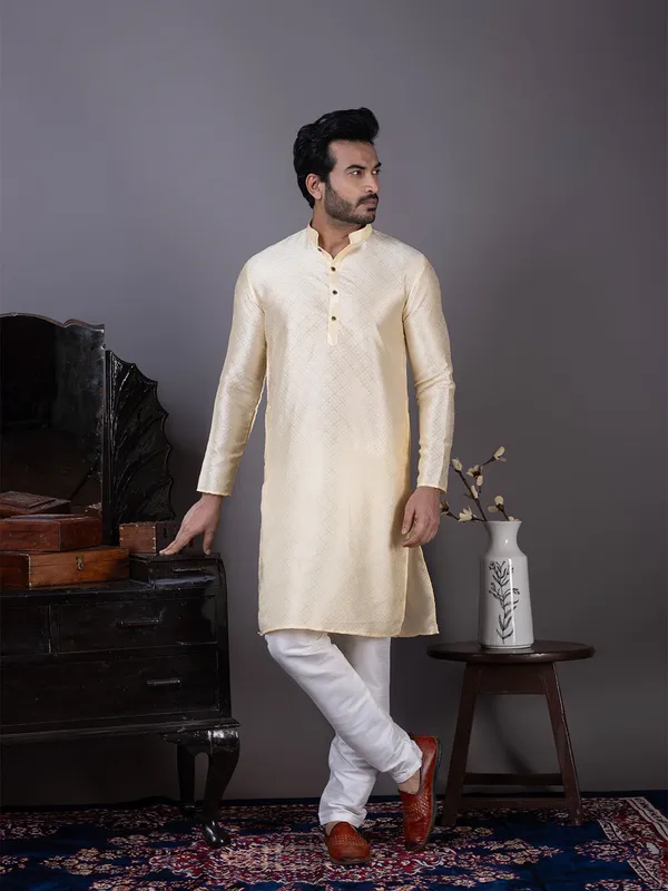 Beige_Geometric_Printed_Jacquard_Mandarin_Collar_Straight_Kurta_With_Pyjama_For_Men