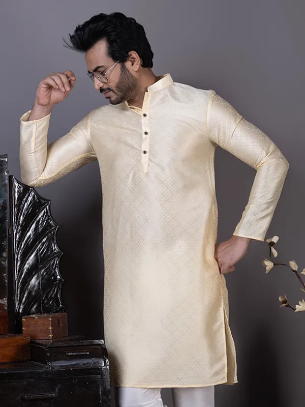 Beige_Geometric_Printed_Jacquard_Mandarin_Collar_Straight_Kurta_With_Pyjama_For_Men