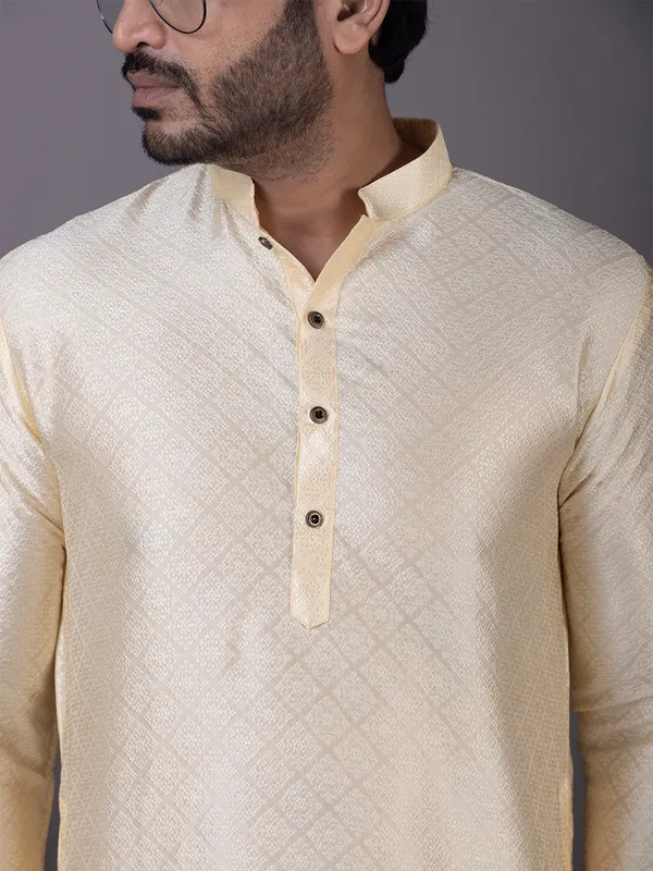 Beige_Geometric_Printed_Jacquard_Mandarin_Collar_Straight_Kurta_With_Pyjama_For_Men