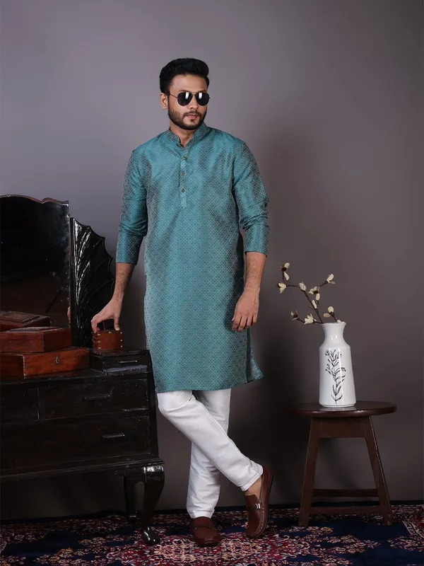 Green_Geometric_Woven_Design_Mandarin_Collar_Straight_Kurta_With_Pyjama_For_Men