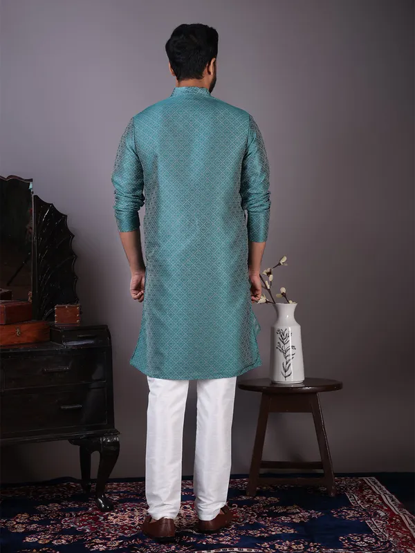 Green_Geometric_Woven_Design_Mandarin_Collar_Straight_Kurta_With_Pyjama_For_Men