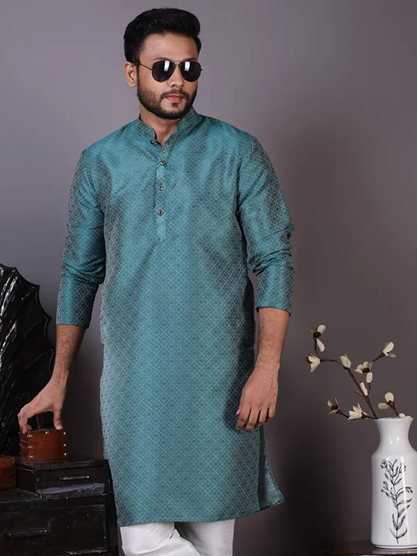 Green_Geometric_Woven_Design_Mandarin_Collar_Straight_Kurta_With_Pyjama_For_Men