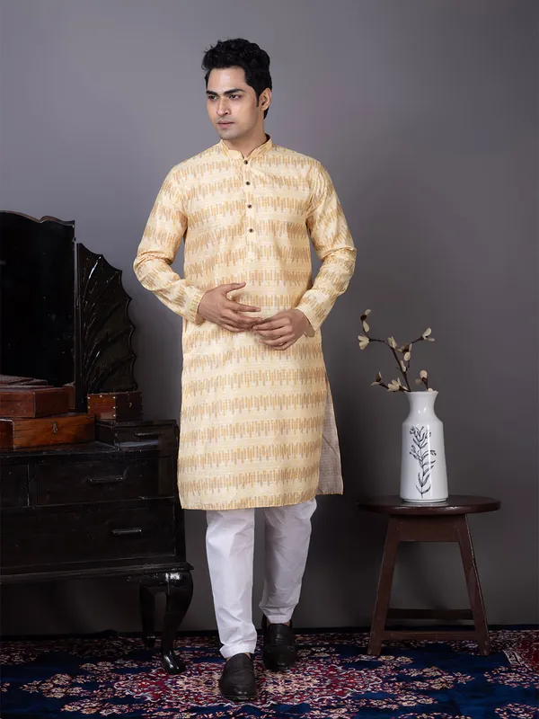 Yellow_Geometric_Woven_Design_Mandarin_Collar_Kurta_With_Pyjama_For_Men