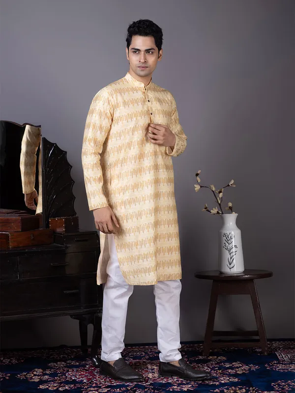 Yellow_Geometric_Woven_Design_Mandarin_Collar_Kurta_With_Pyjama_For_Men