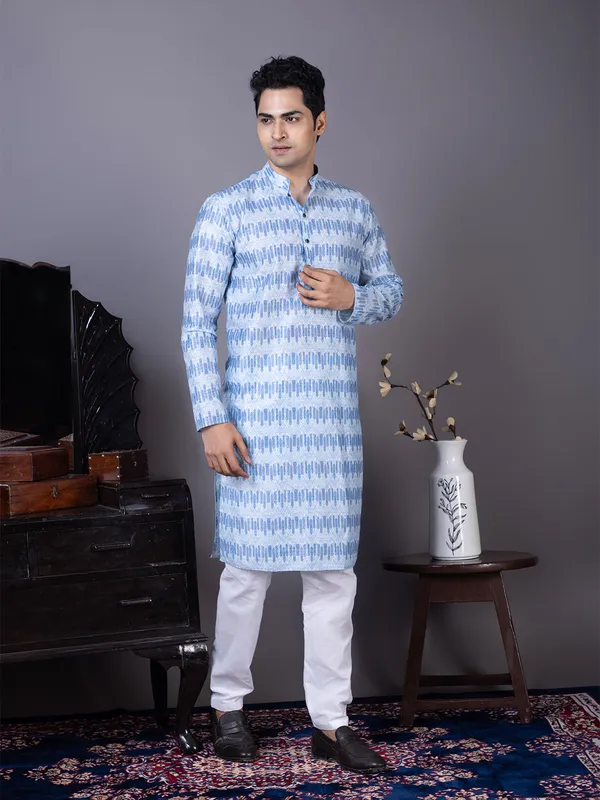 Blue_Geometric_Woven_Design_Mandarin_Collar_Kurta_With_Pyjama_For_Men
