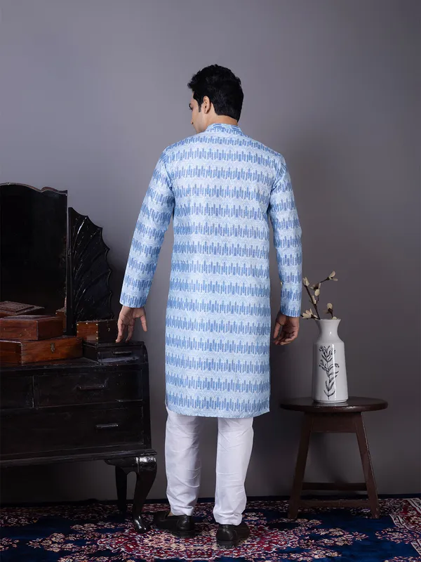 Blue_Geometric_Woven_Design_Mandarin_Collar_Kurta_With_Pyjama_For_Men