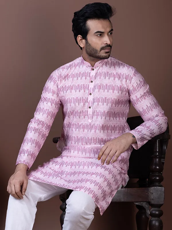 Pink_Geometric_Woven_Design_Mandarin_Collar_Kurta_With_Pyjama_For_Men