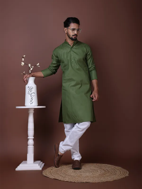 Mens_Cotton_Green_kurta_With_Pyjama