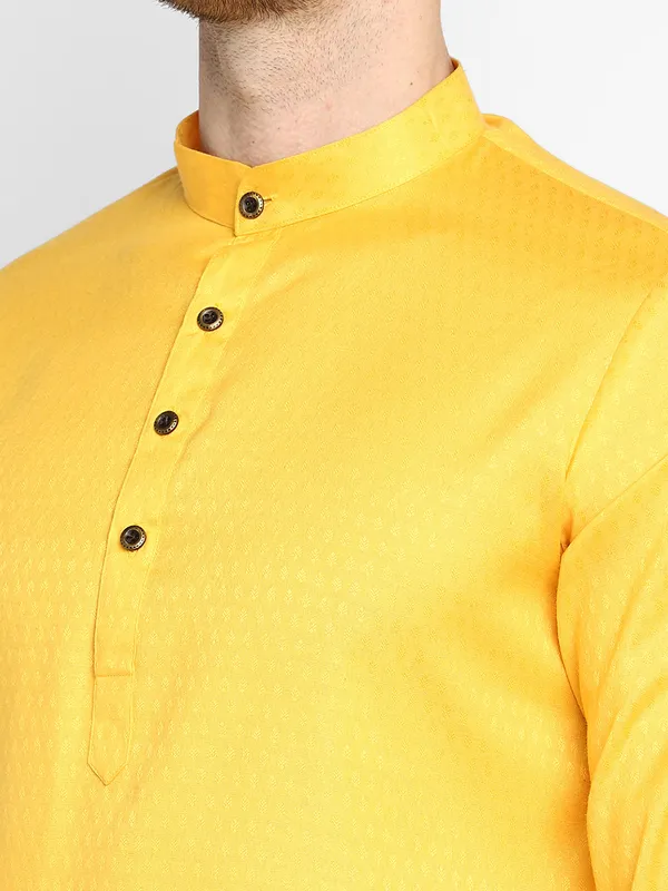 Mens_Cotton_Yellow_kurta_With_Pyjama