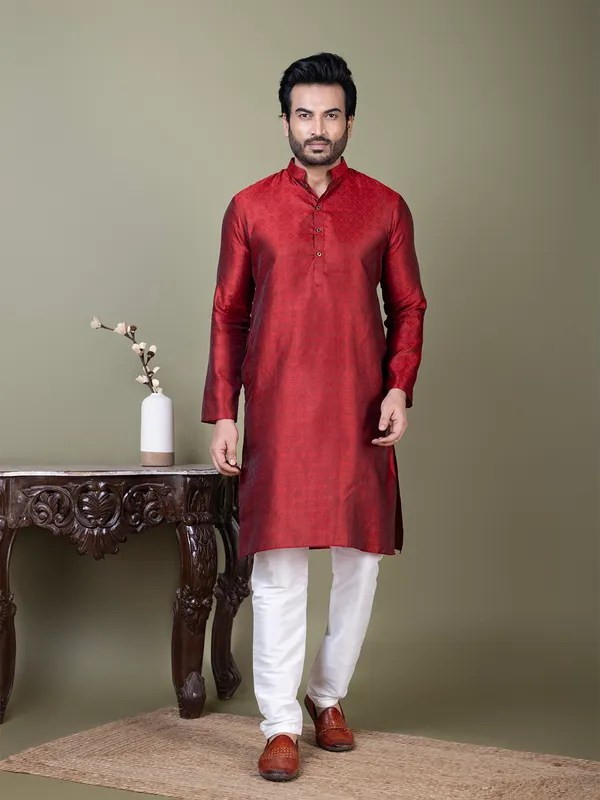 Men_Jacquard_Red_Kurta