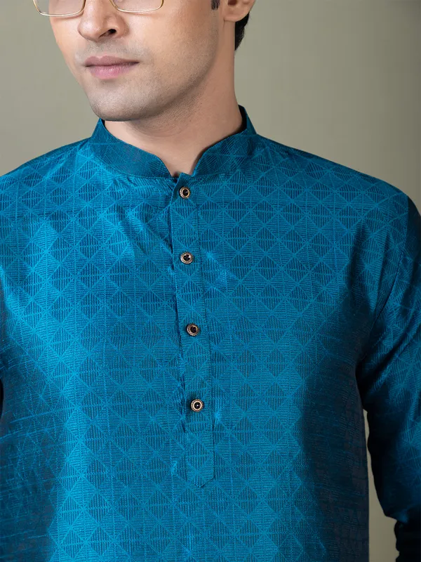 Men_Jacquard_Blue_Kurta