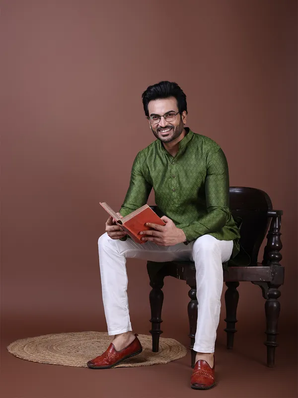 Men_Jacquard_Green_Kurta