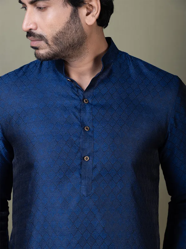 Men_Jacquard_Navy_Kurta