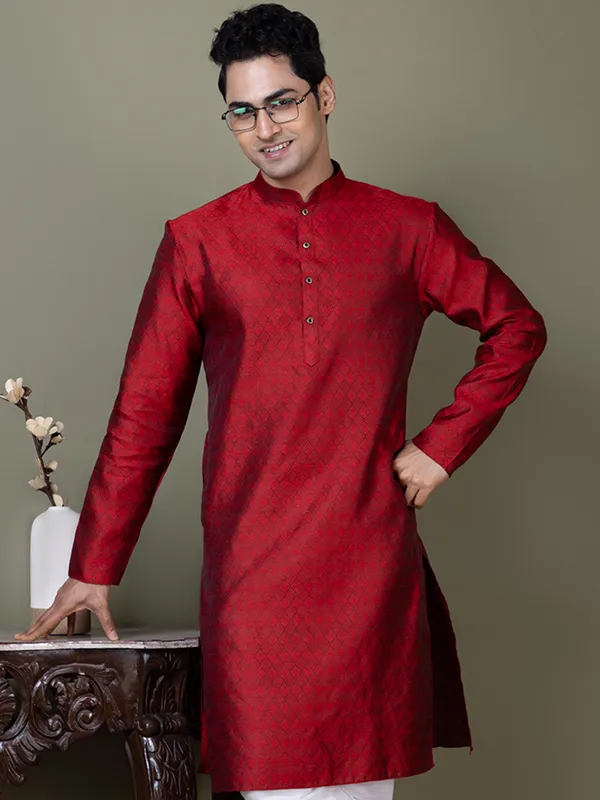 Men_Jacquard_Red_Kurta