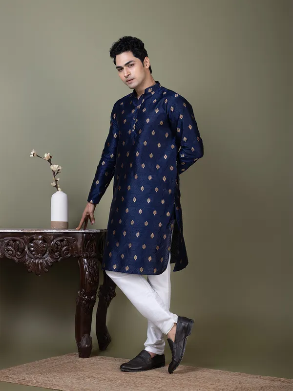 Men_Jacquard_Navy_Kurta