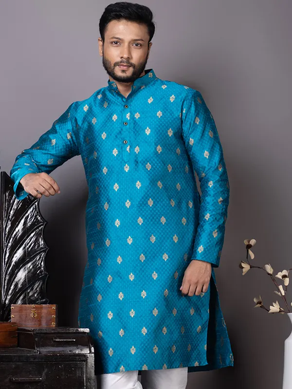Men_Jacquard_Blue_Kurta