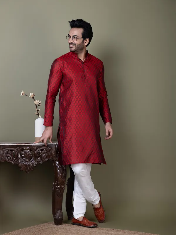 Men_Jacquard_Maroon_Kurta