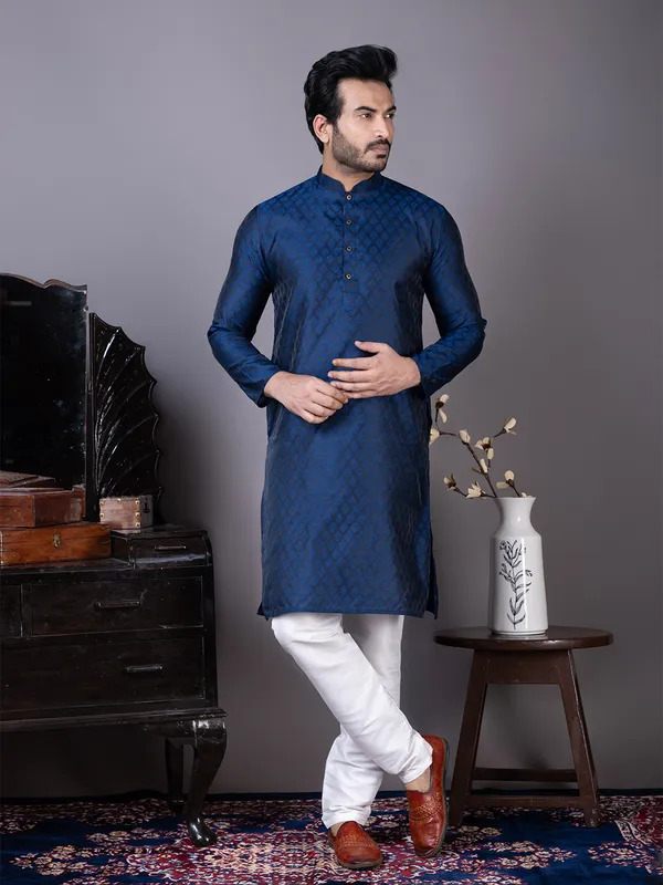 Men_Jacquard_Navy_Kurta