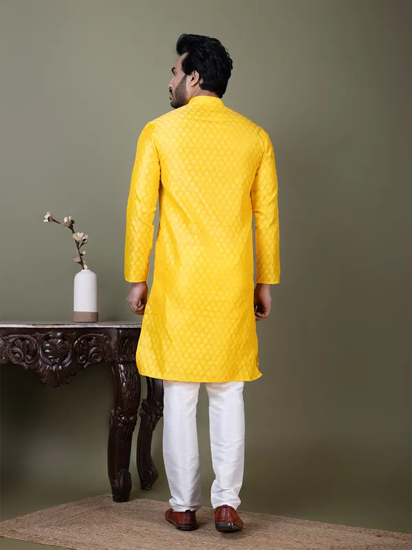 Men_Jacquard_Yellow_Kurta