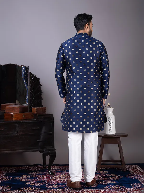 Men_Jacquard_Navy_Kurta