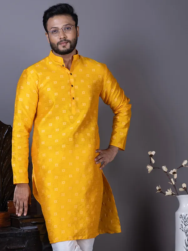 Men_Jacquard_Yellow_Kurta
