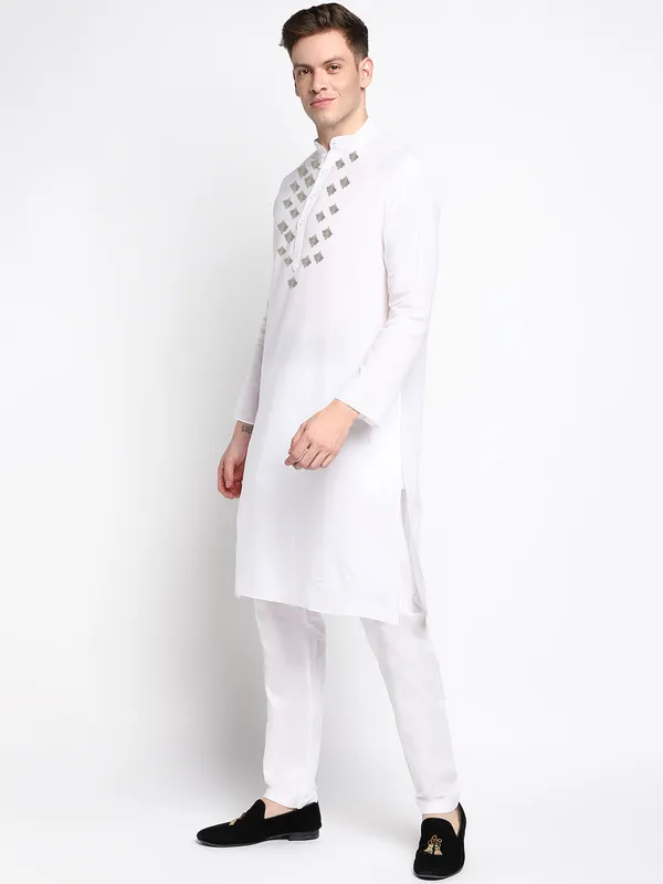 Men_Printed_White_Kurta