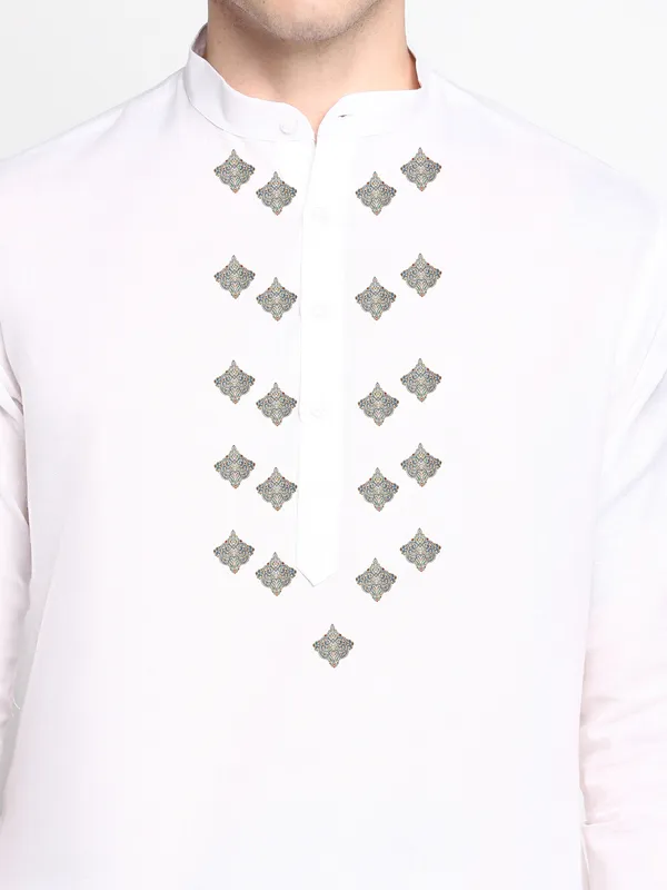 Men_Printed_White_Kurta