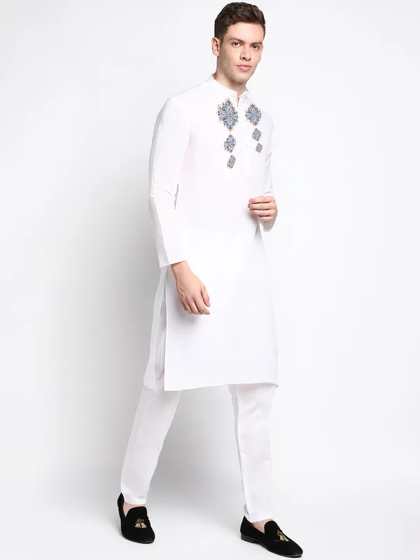 Men_Silk_Printed_White_Kurta