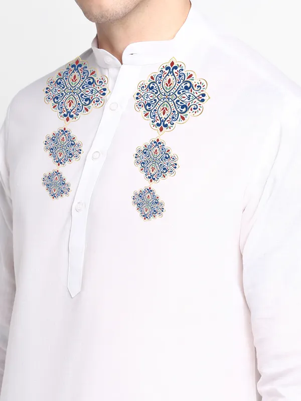 Men_Silk_Printed_White_Kurta