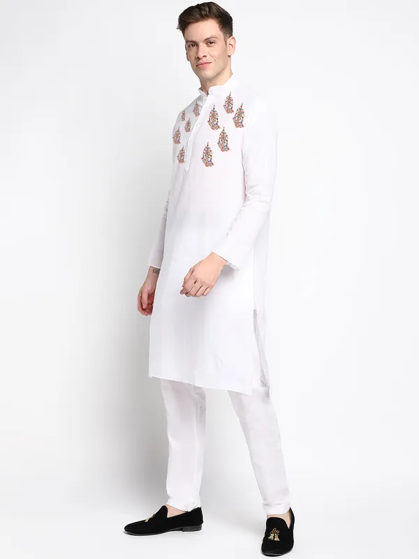 Men_Printed_White_Kurta