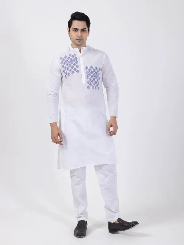 Men_Printed_White_Kurta
