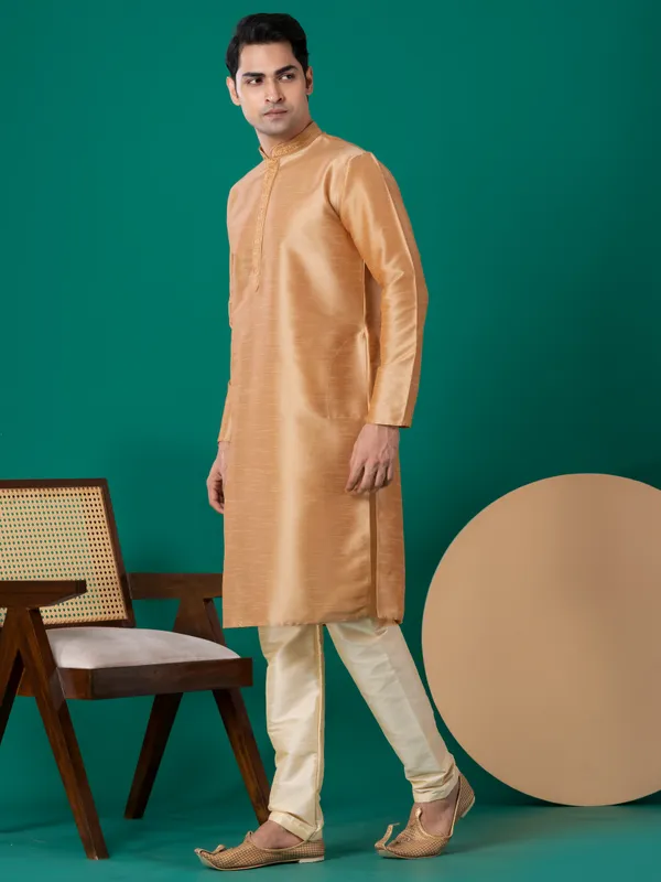 Men_Woven_Gold_Kurta