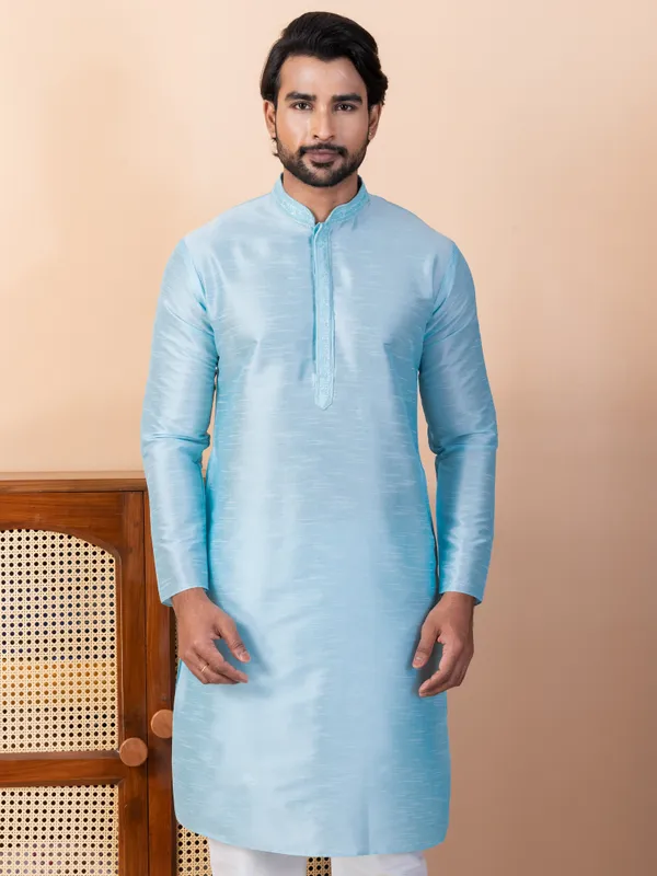 Men_Woven_Blue_Kurta