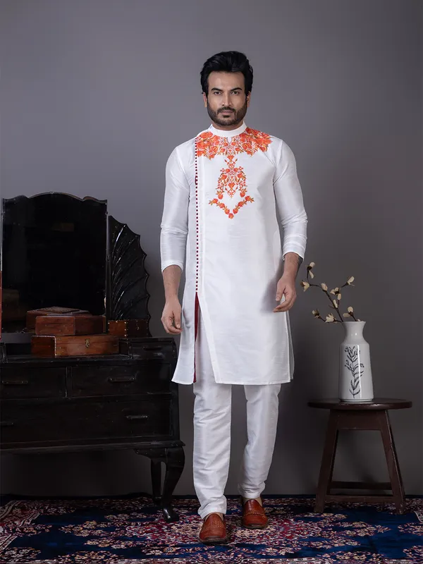 Men_Silk_White_Kurta