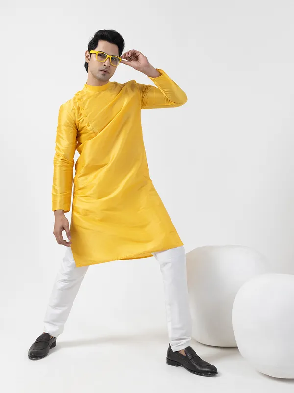 Men_Silk_Yellow_Kurta