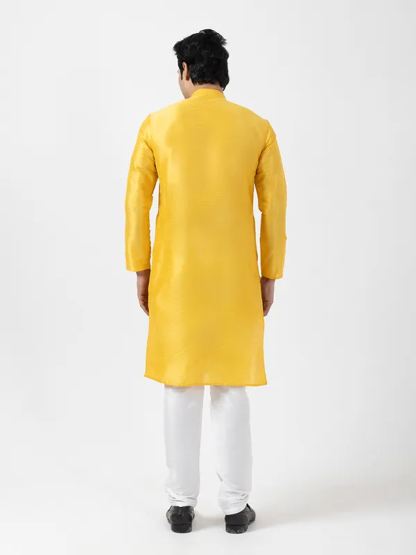 Men_Silk_Yellow_Kurta