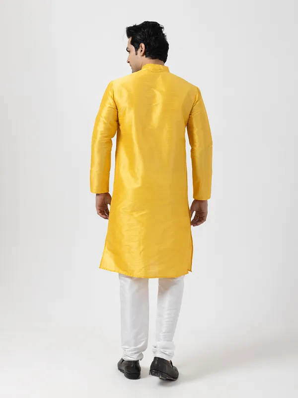 Men_Silk_Woven_Yellow_Kurta