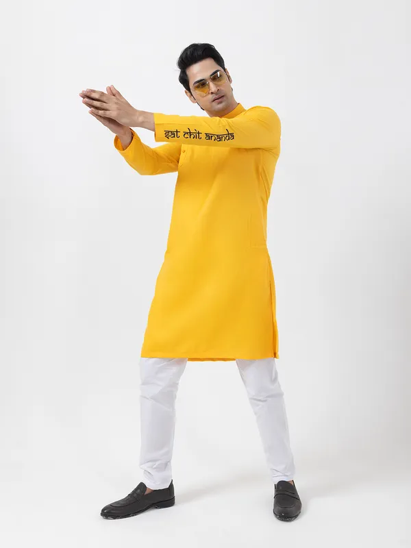 Men_Printed_Mustard_Kurta